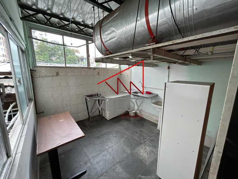 LACA00064  - 13