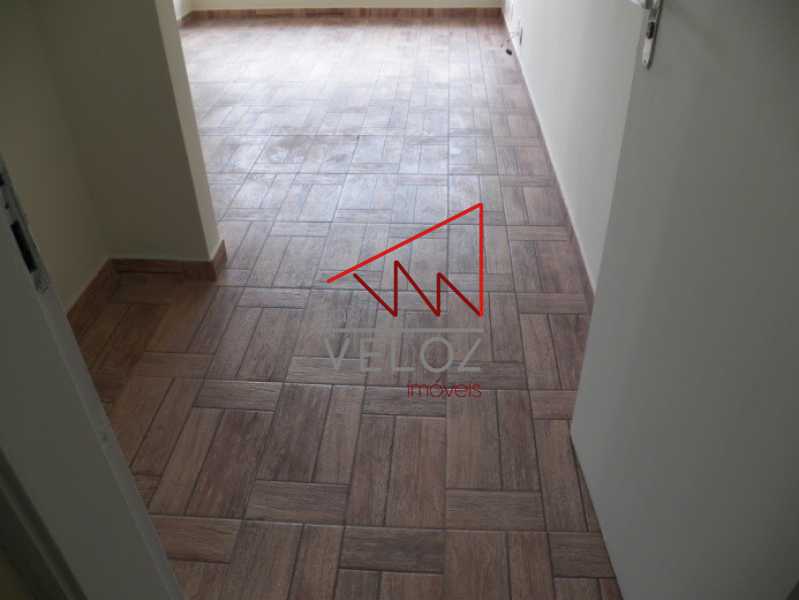 f21a4c03-bd46-40ee-9fea-067d83 - 8