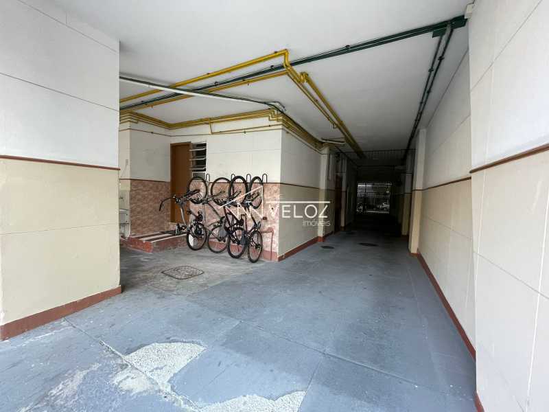 29328_G1701446863 - 21