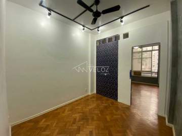 Kitnet/Conjugado 40m² à venda Rio de Janeiro,RJ Flamengo - R$ 450.000 - LAKI10385