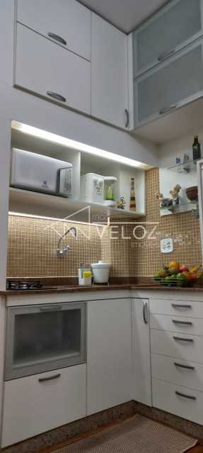 fe153066-634a-4ba1-98b6-1ff8d4 - 12