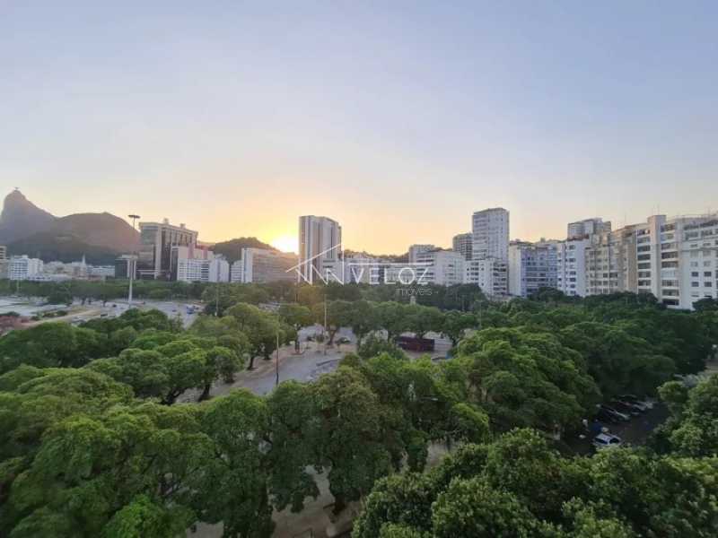 fe58d2f1-f2a7-417b-a46c-45b406 - 27