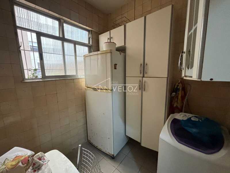 c703278e-7cfa-44ac-90b5-8efb16 - 27