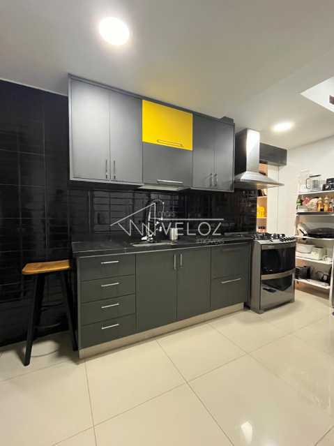 e044ed4f-7d55-4968-ac70-d85ac1 - 21