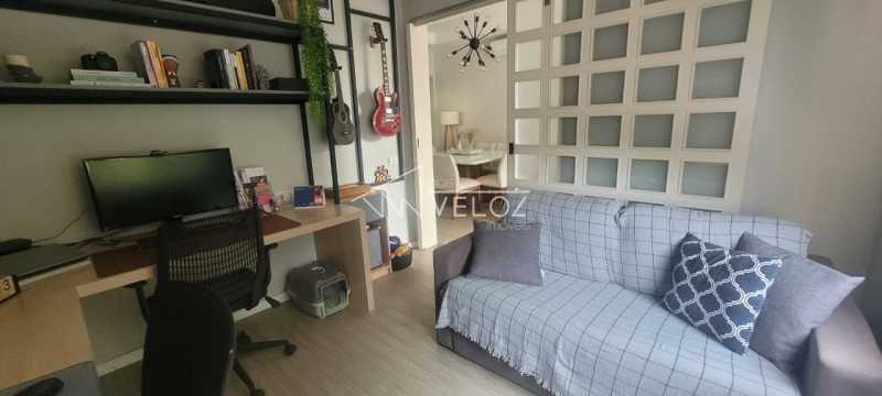 Escritorio/Quarto3 - 25