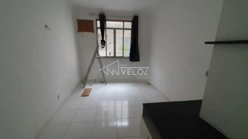 casa-com-2-quartos-a-venda-71m - 17