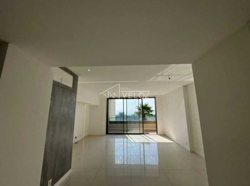 efcdcaa8-0016-42bc-9dd3-7d224c - 1