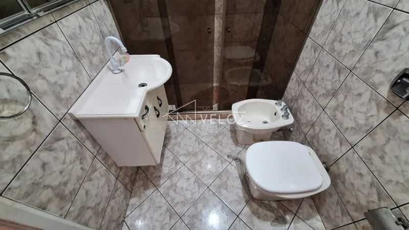 adf72a19-7b72-4f89-ac0d-4a70bf - 24