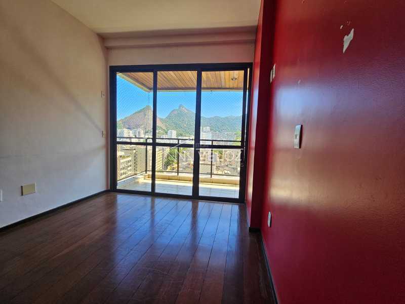 4b99863a-d34c-463f-94de-3c0514 - 3