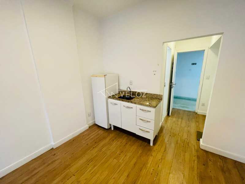 e7805ab6-49cf-4a32-9802-a89fe6 - 8