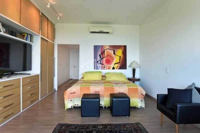 WhatsApp Image 2025-05-02 at 1 - 7