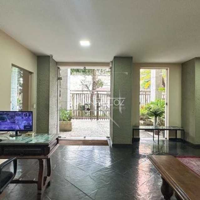 695ffe12-6a08-459a-8e59-195782 - 2