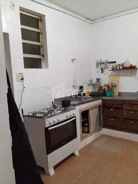 0e63444a-333b-48ec-ae4e-4f804f - 10