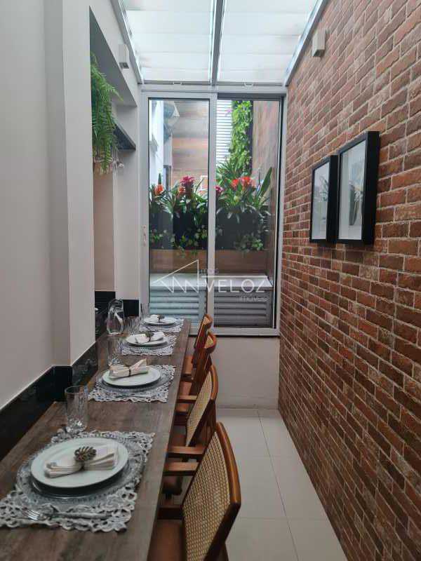 Mesa de Jantar Integrada a Coz - 8