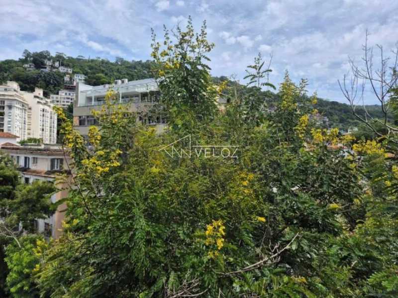 1e93333d-67d1-4d88-90f7-30cb5d - 17