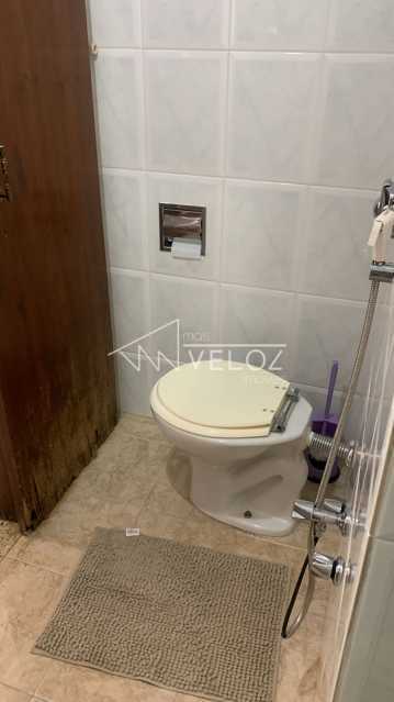7856dd75-5d8f-4476-888f-aa2165 - 18