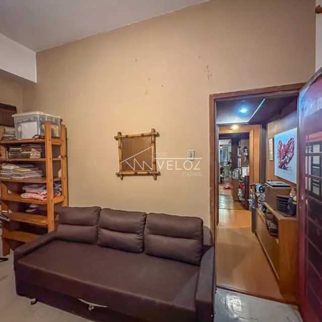 4fb7c69a-343b-4228-8b4c-6f405f - 18