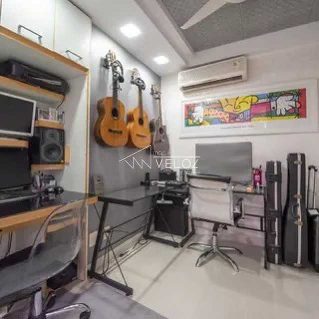 6b5df2c0-a588-420f-85b7-11d70e - 24