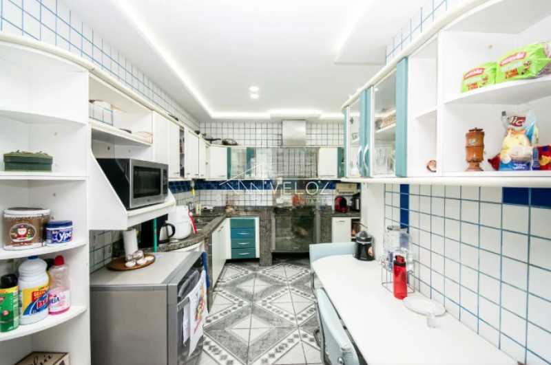 169e88bd64cd44e3be263eab7ea6c4 - 14