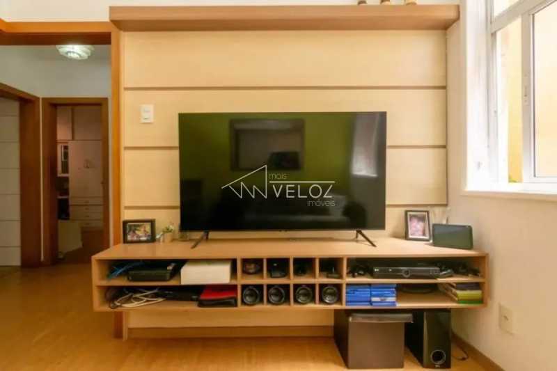 b762c746-d4f0-4c0a-81ca-3d7e2f - 4