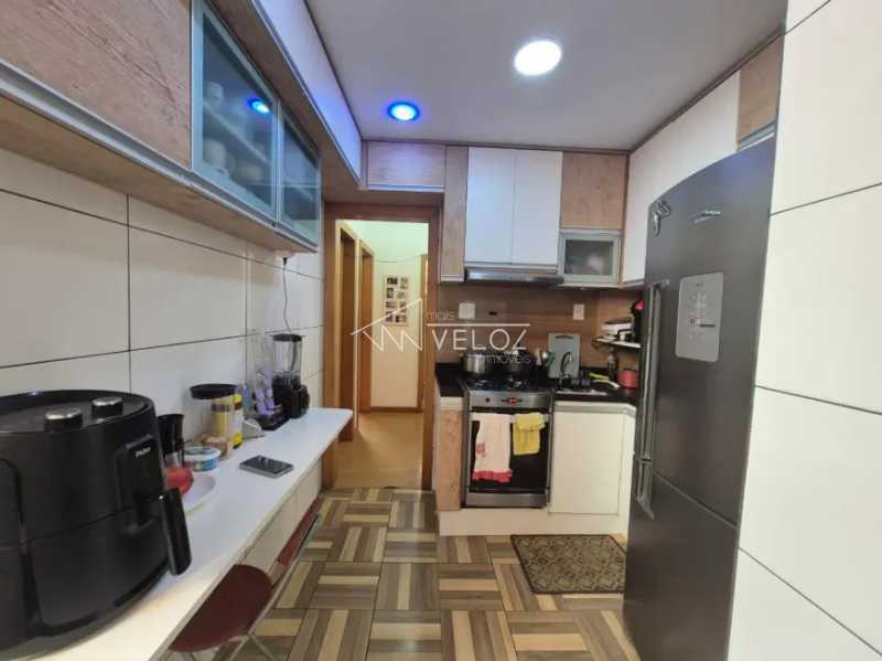 4b92a600-57d8-4c32-9d67-285136 - 24