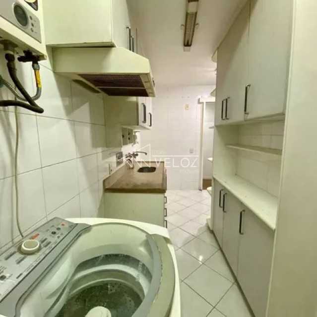 4ccb9b75-35b1-4063-85a4-34e0df - 22