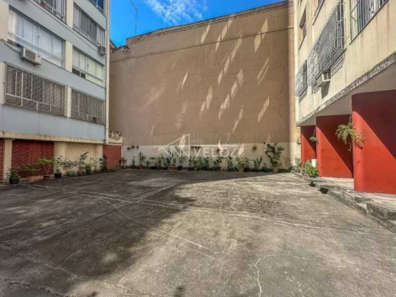 6b1b7ab0-2472-44c0-a67f-172c58 - 13