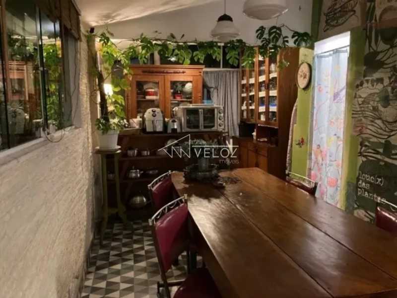 WhatsApp Image 2025-10-24 at 1 - 6