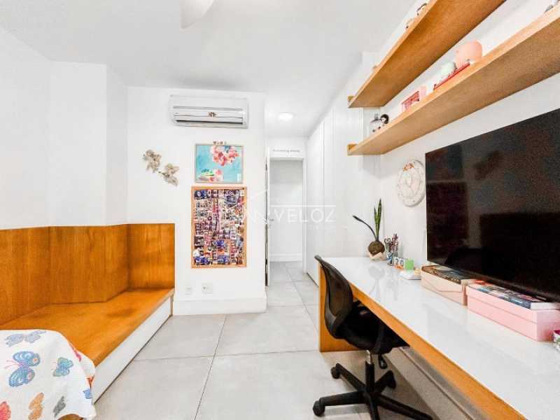 69db81c0-8dd1-45c9-8322-85ef24 - 18