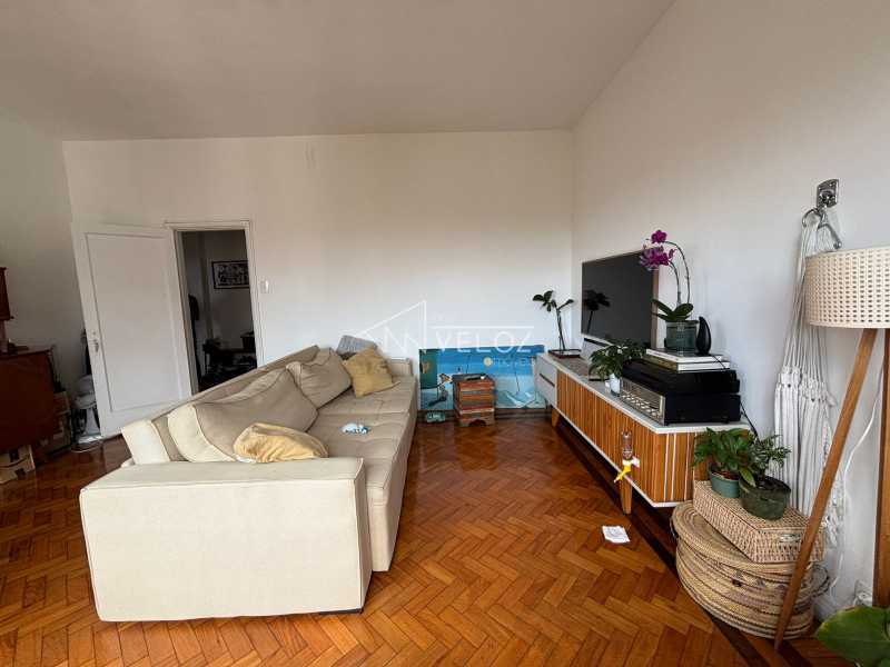 cb6ca7e9-e175-4278-abee-1a163f - 8