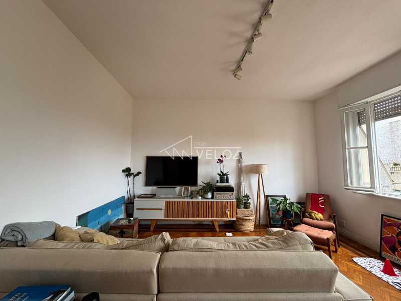 cd27c0e9-0835-4f1d-a81a-bc49a5 - 29