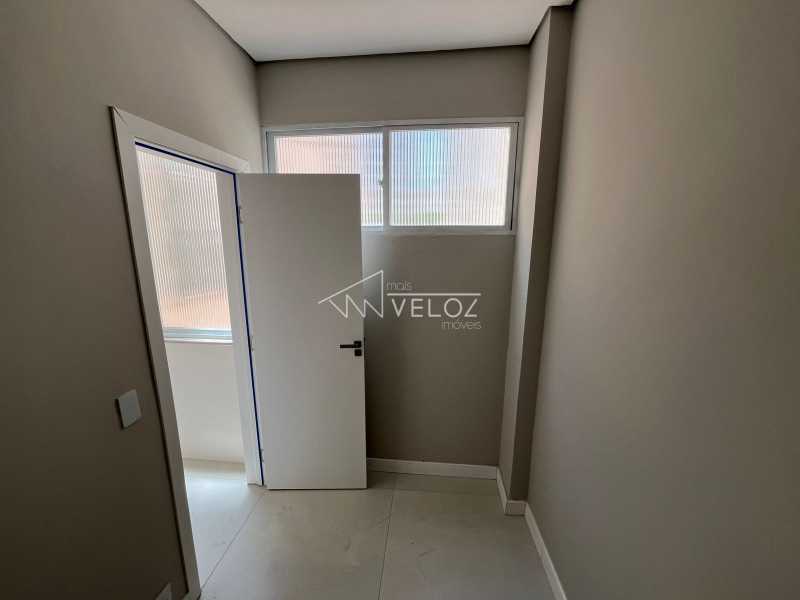 c5e84406-1e04-4f6a-a4dd-61616a - 22