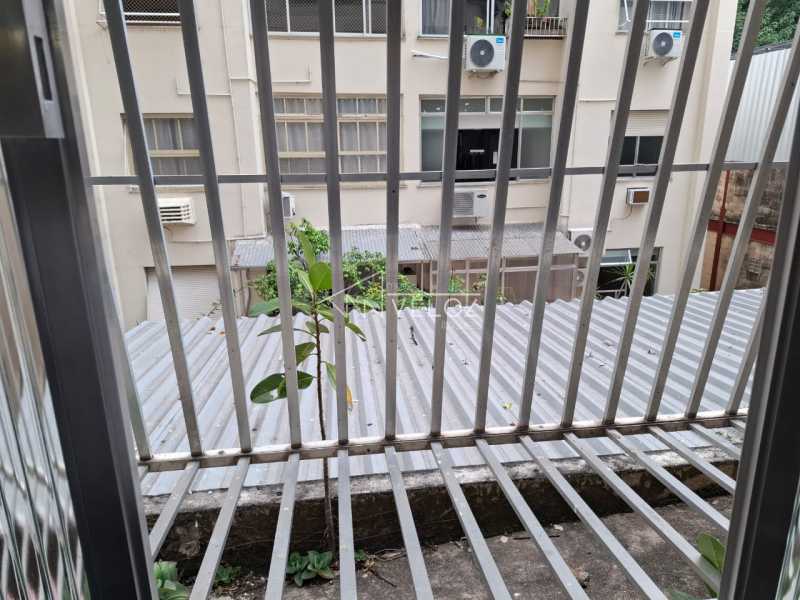 a43f6b65-ed62-4b49-8995-c73d25 - 27