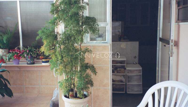 c6581e58-a33c-4935-b328-3e9a10 - 25