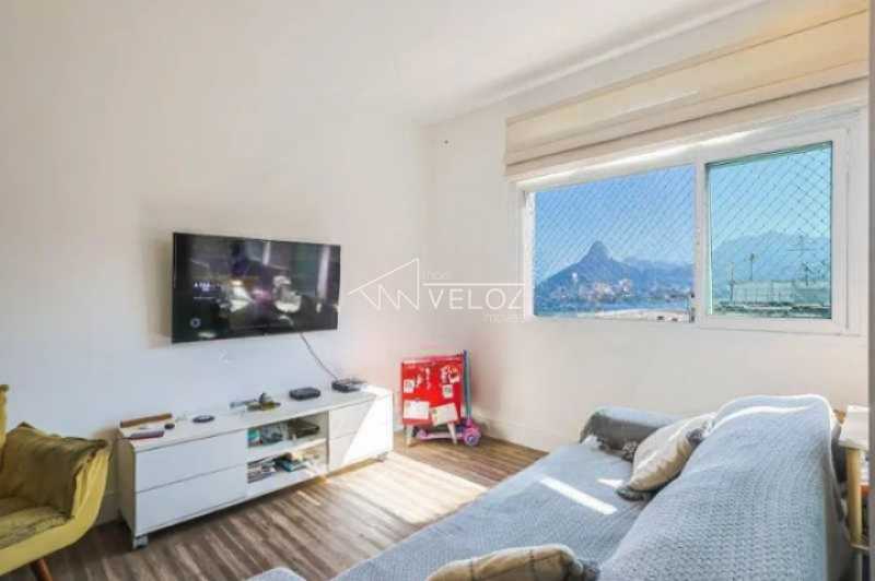 WhatsApp Image 2025-10-22 at 1 - 4