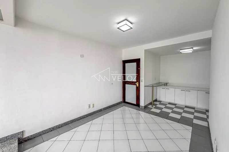 Imagem do WhatsApp de 2025-10- - 12