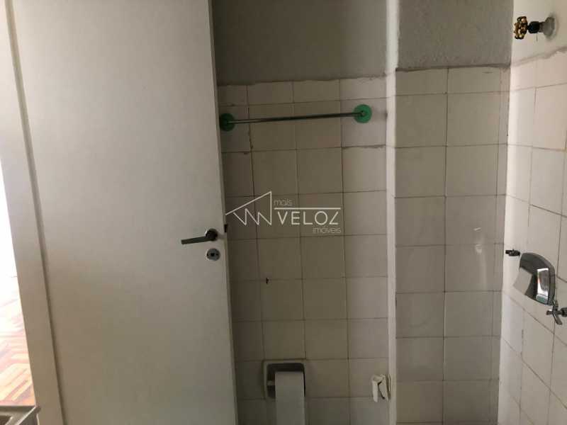 233b2569-230a-4275-be3a-f242f8 - 18