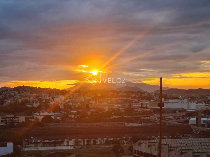 2429070e-4a11-41d7-99cb-5d55b7 - 1