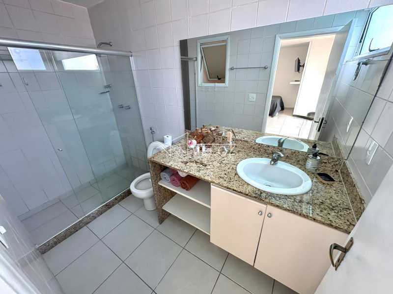 9c07a6b4-5fce-4e0d-85cd-70cfec - 16