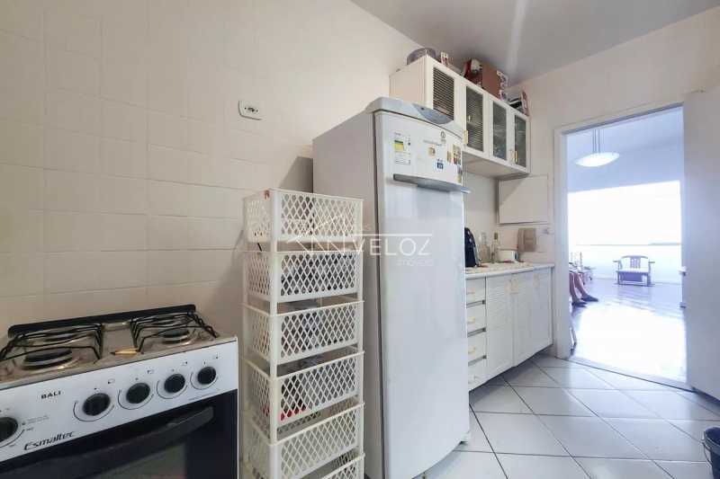 3801b6c4-e44c-4025-b2b0-444ccc - 12