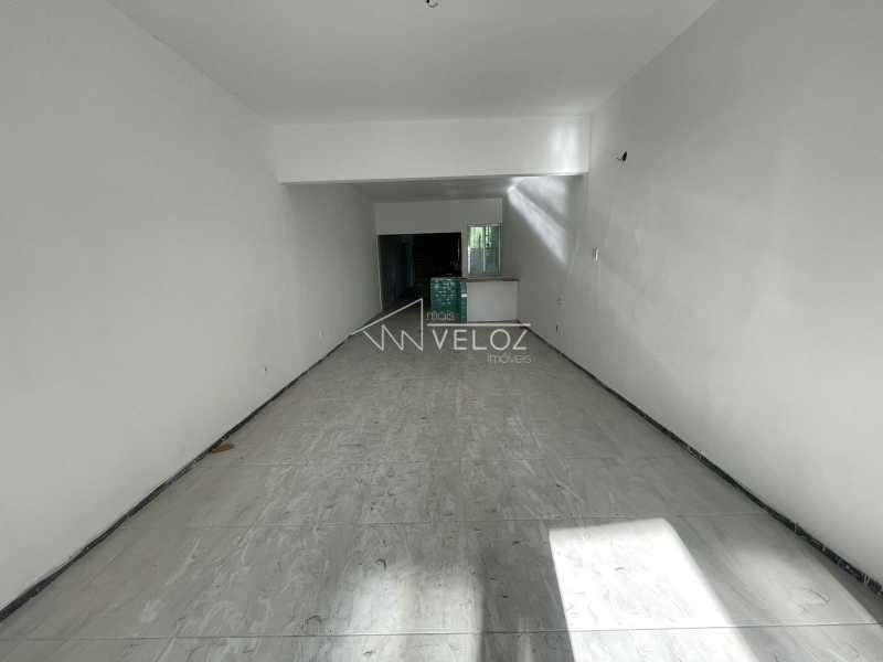 fa075b51-ea69-45c9-ab93-953068 - 18