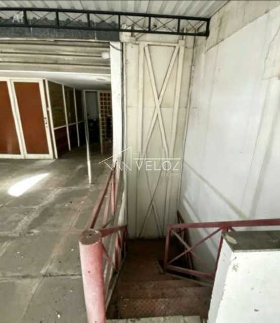 Conheça WhatsApp Image 2026-04-29 at 1 do imóvel - Casa 5 quartos à venda Rio de Janeiro,RJ Laranjeiras - R$ 2.500.000 - LACA50077 - 18 WhatsApp Image 2026-04-29 at 1 - 18