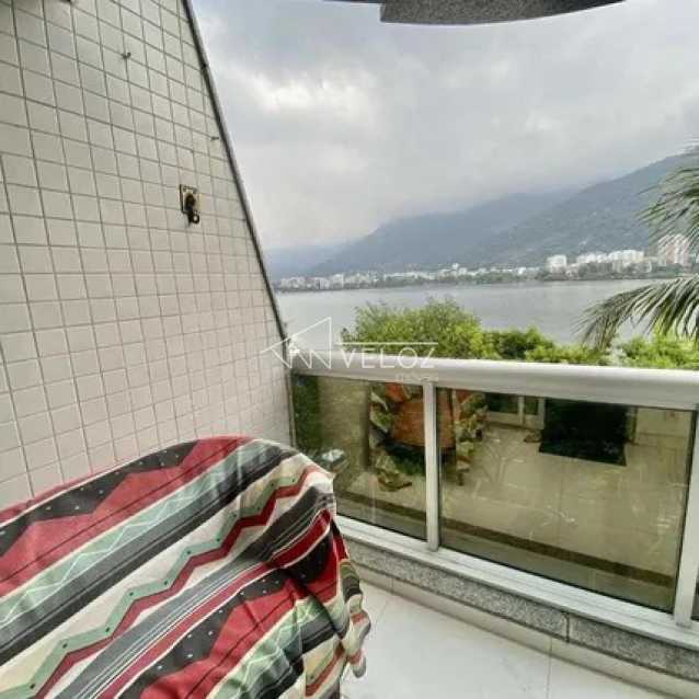 original895433521-205.38556877 - 12