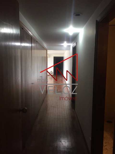 c1def6d8-8395-4c34-9fa2-f65688 - 24