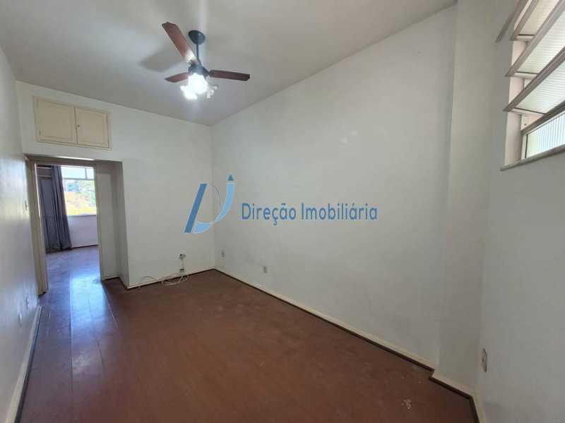 01HB10197 - 1