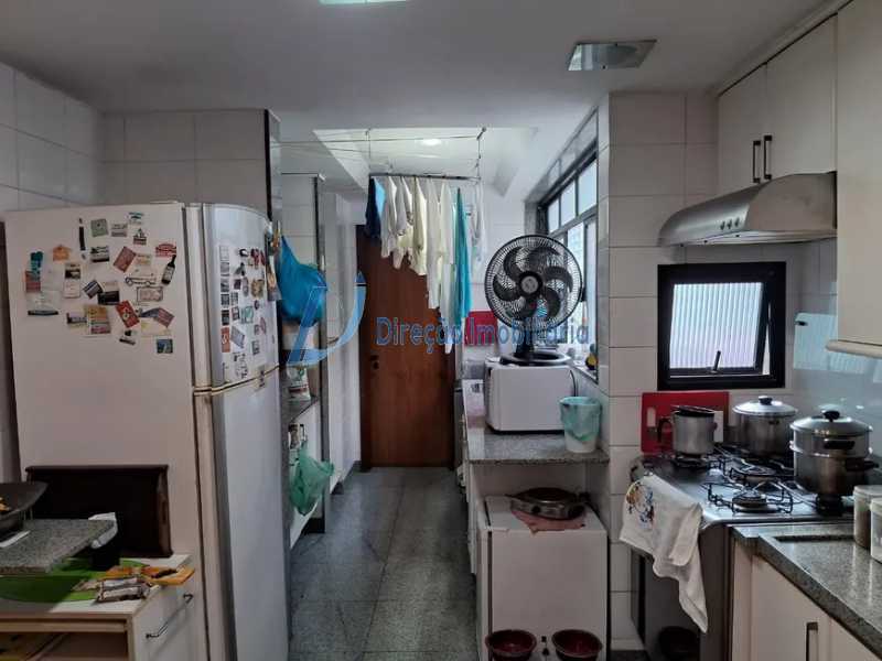 21HB30889 - 21
