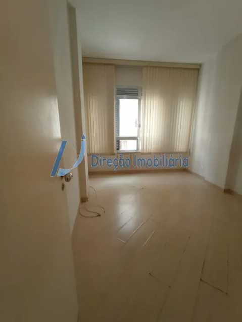 WhatsApp Image 2025-10-15 at 1 - 4