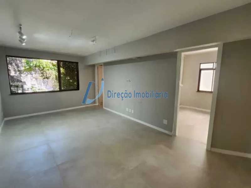 01HB31085 - 1