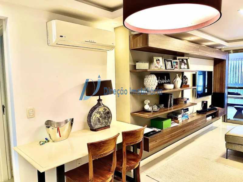 WhatsApp Image 2025-09-11 at 1 - 6