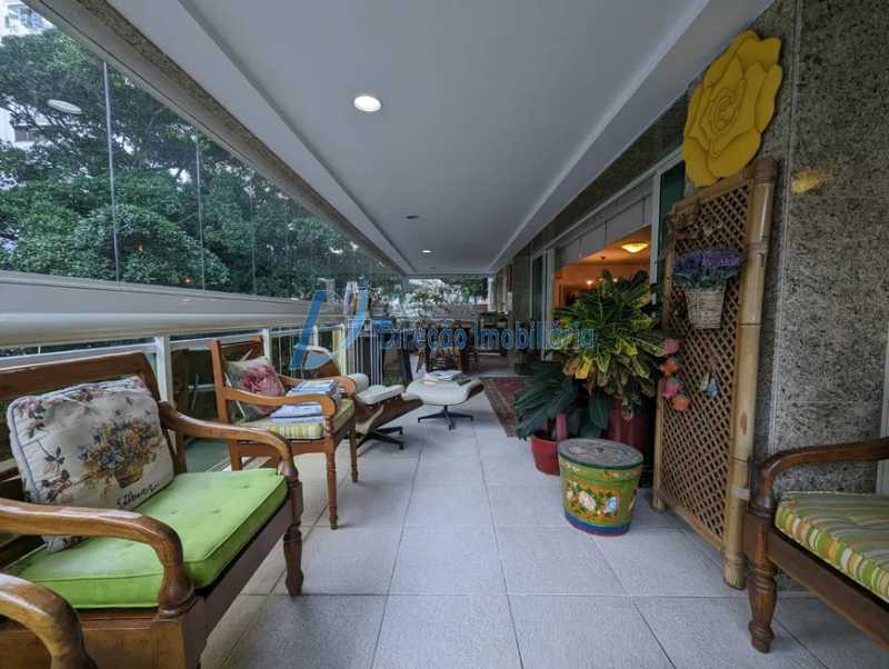 WhatsApp Image 2025-09-19 at 1 - 3